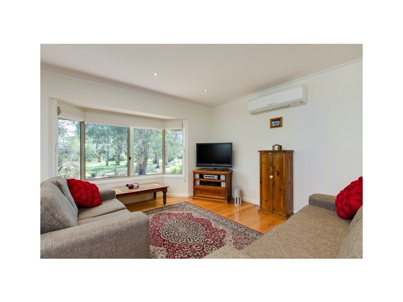 15 Jeury Court, Cowes VIC 3922