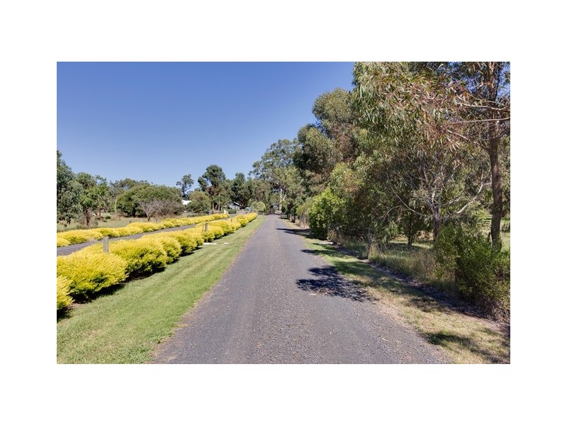 15 Jeury Court, Cowes VIC 3922