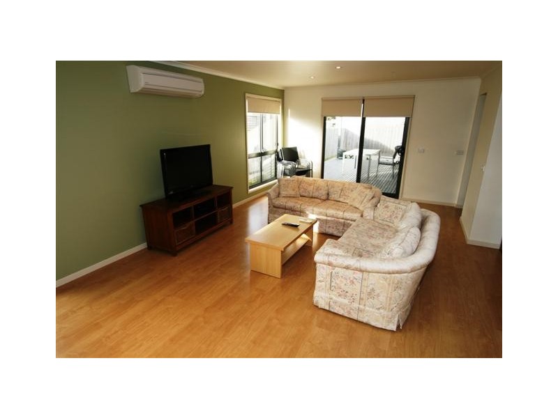 54 Redwood Drive, Cowes VIC 3922