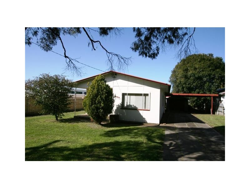 5 Grandview Grove, Cowes VIC 3922