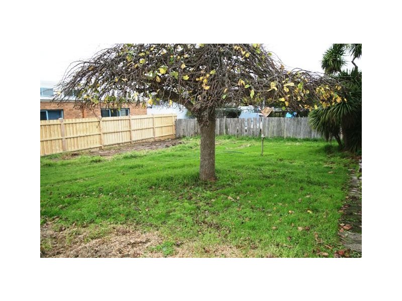 5 Grandview Grove, Cowes VIC 3922