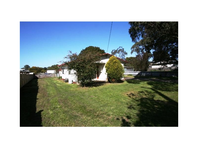 5 Grandview Grove, Cowes VIC 3922
