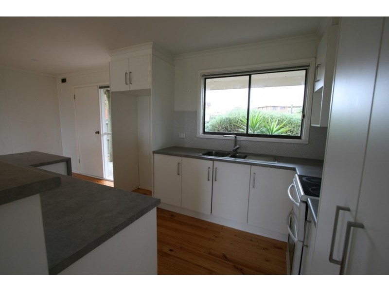 19 Oceanview Drive, San Remo VIC 3925