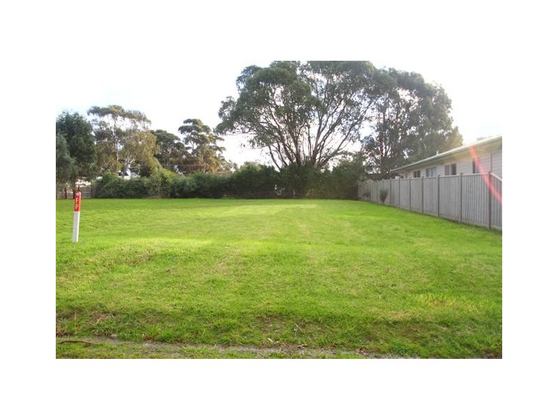 28 Scenic Drive, Cowes VIC 3922