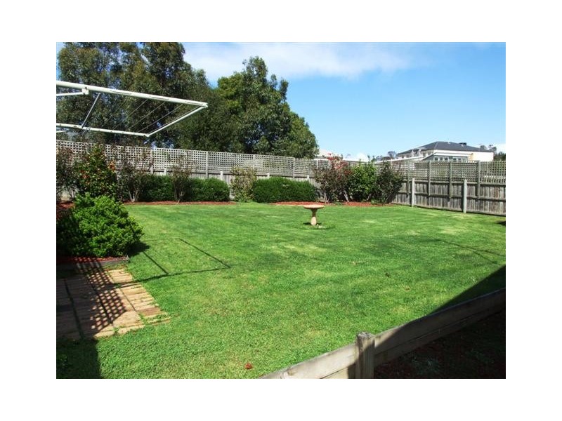 25 Manna Gum Drive, Cowes VIC 3922