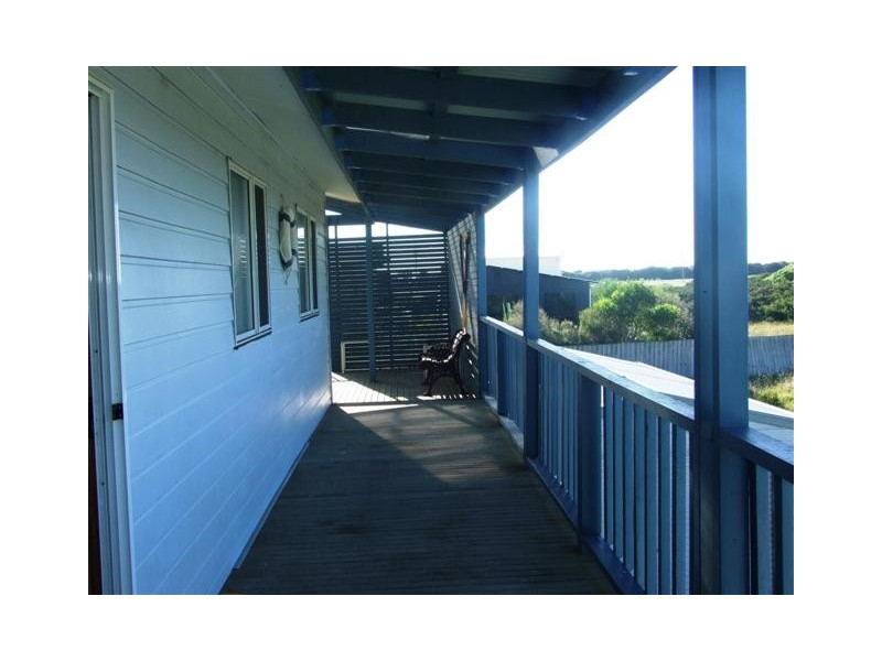 16 Page Ave, Surf Beach VIC 3922