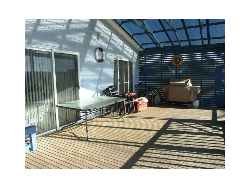 16 Page Ave, Surf Beach VIC 3922