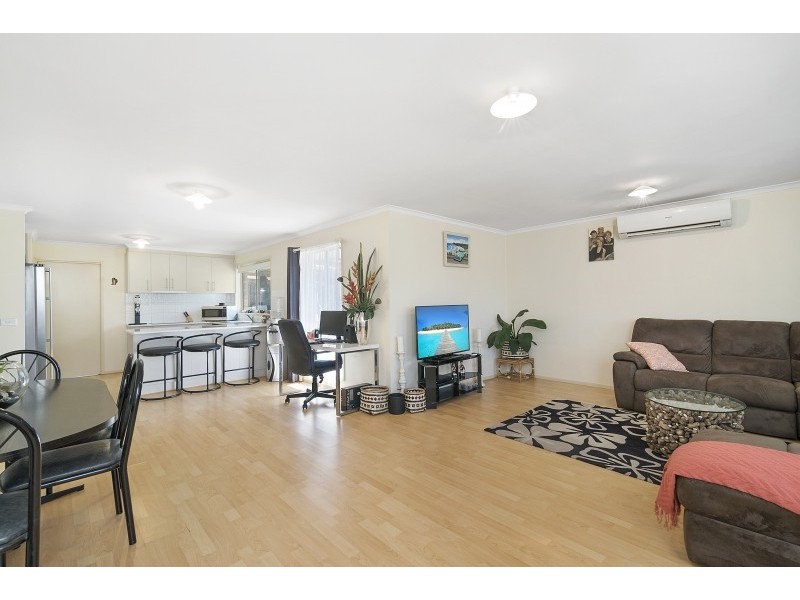 22 Seascape Avenue, Cowes VIC 3922