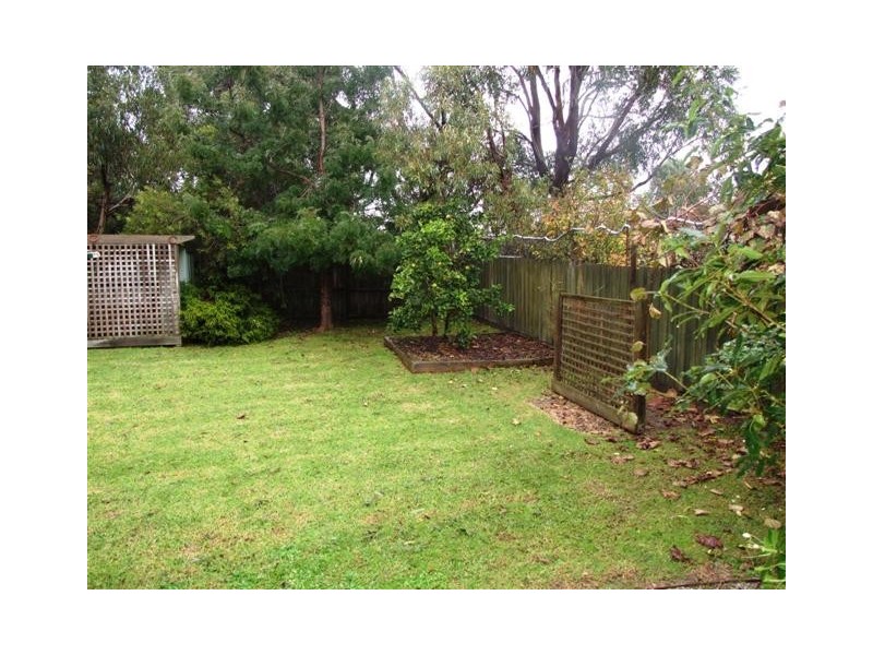 11 Church Street, Cowes VIC 3922