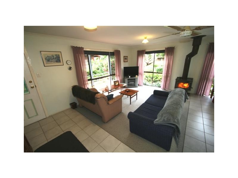 22 Jenner Avenue, Cowes VIC 3922