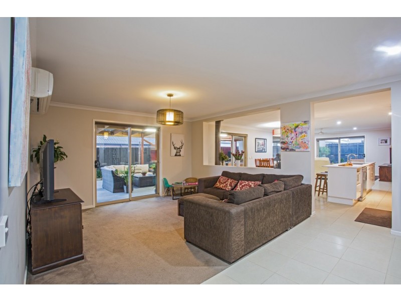 10 Dunes Road, Cowes VIC 3922