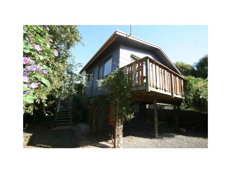 121 Scenic Drive, Cowes VIC 3922