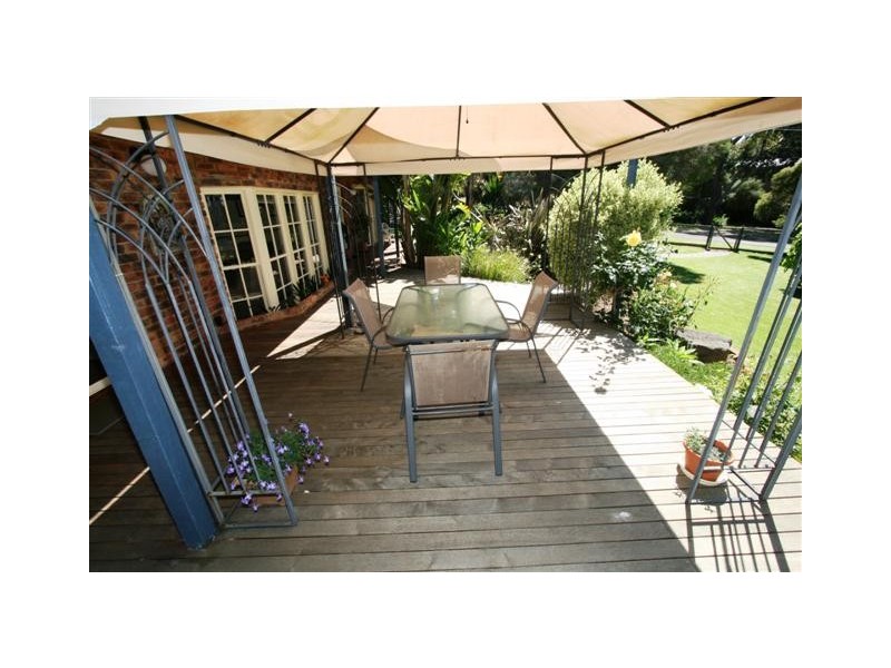 2-4 Griffiths Street, Ventnor VIC 3922