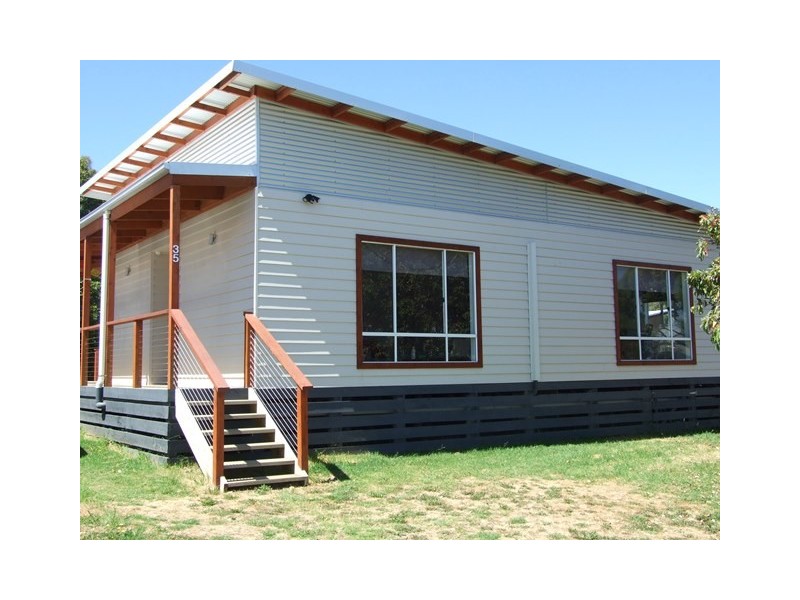 35 Galleon Crescent, Sunset Strip VIC 3922