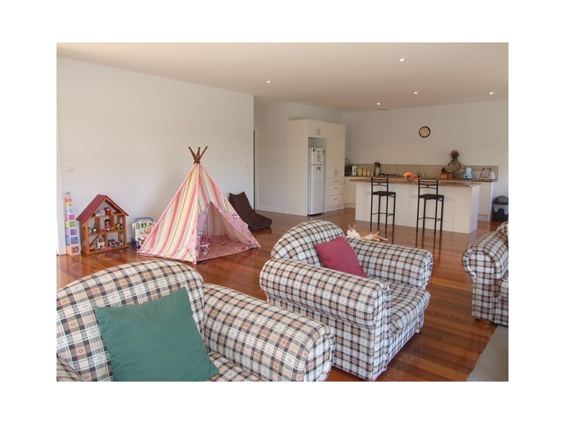 35 Galleon Crescent, Sunset Strip VIC 3922