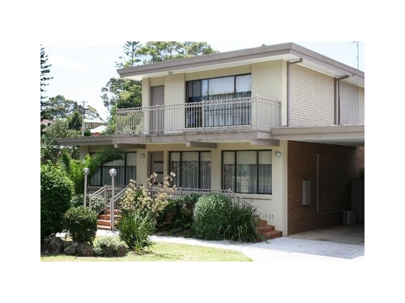 42 Chapel Street, Cowes VIC 3922
