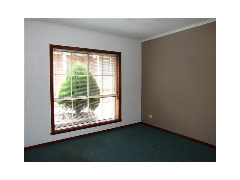 2/16 Blue Gum Court, Cowes VIC 3922