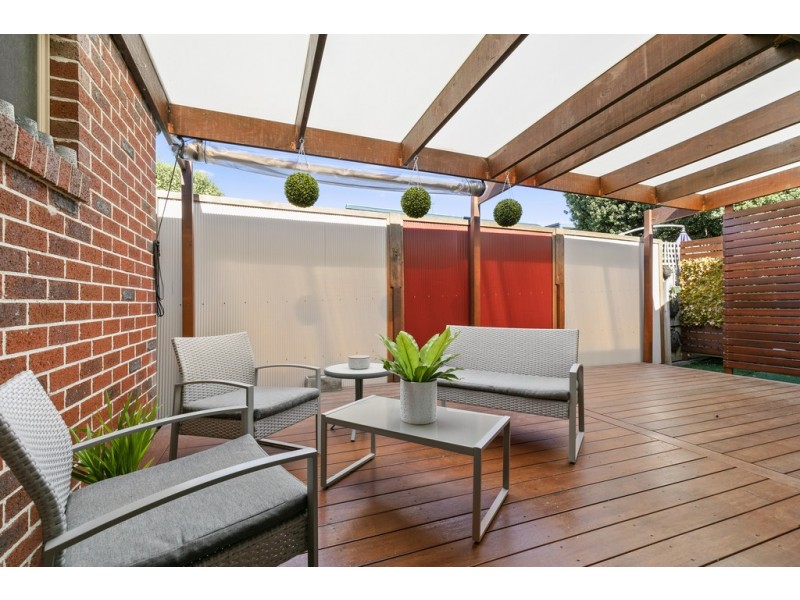 2/283 Settlement Road, Cowes VIC 3922