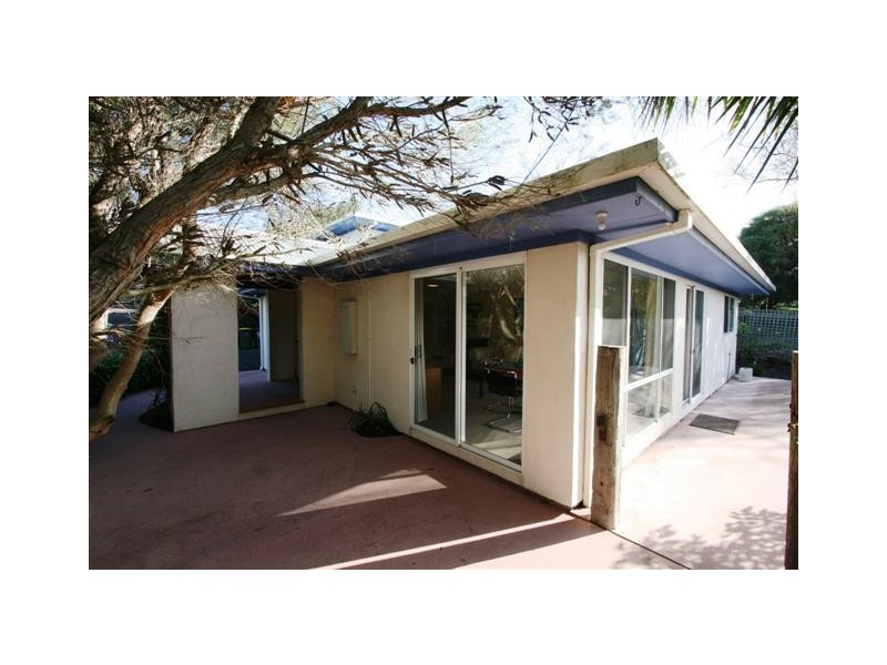 1/40 Walton Street, Rhyll VIC 3923