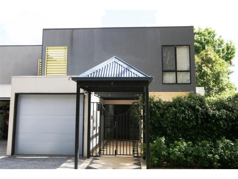 2 Gordon Street, Cowes VIC 3922