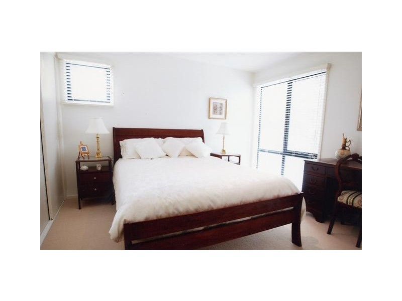 2 Gordon Street, Cowes VIC 3922