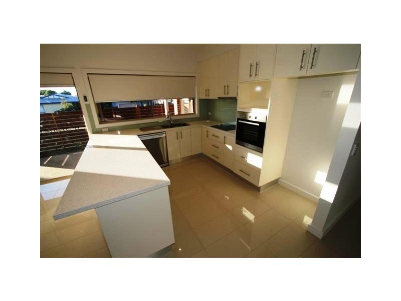 2/283 Settlement Road, Cowes VIC 3922