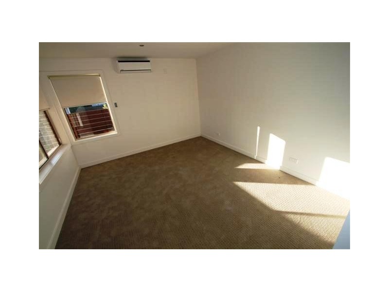 2/283 Settlement Road, Cowes VIC 3922