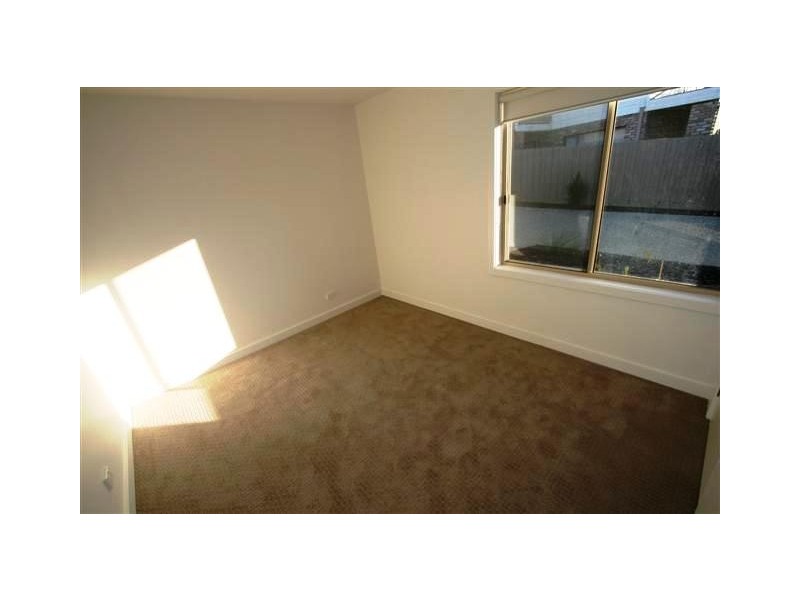 2/283 Settlement Road, Cowes VIC 3922