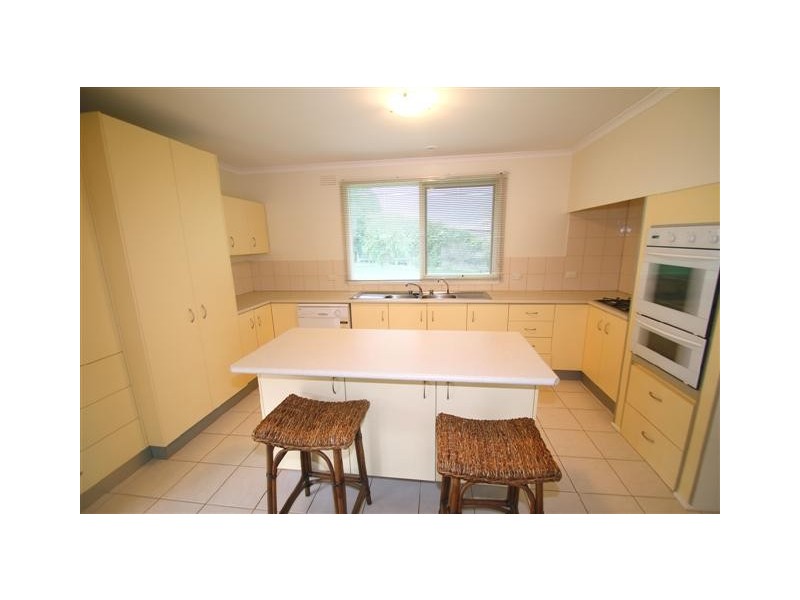 13 Hallway Drive, Wimbledon Heights VIC 3922