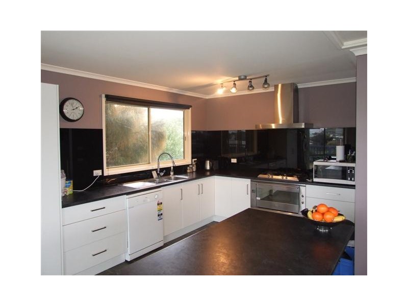 10 Seesburg Street, Cape Woolamai VIC 3925