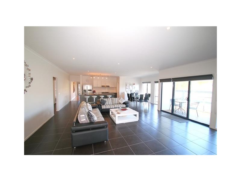 45 Manna Gum Drive, Cowes VIC 3922