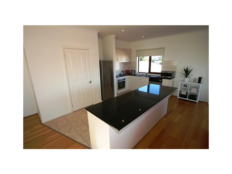 6/83 Chapel Street, Cowes VIC 3922