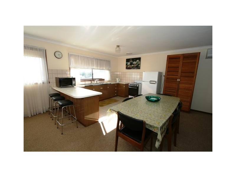 111 Justice Road, Cowes VIC 3922
