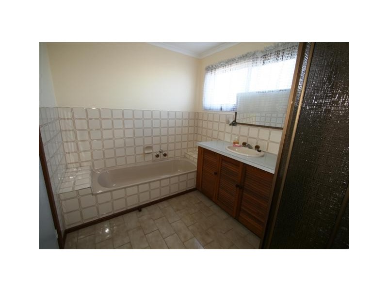 111 Justice Road, Cowes VIC 3922