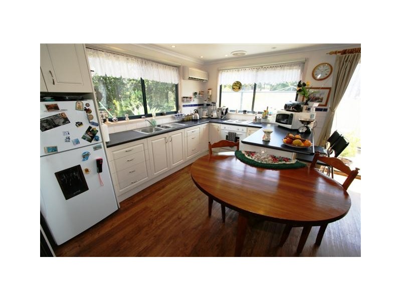 34 Monash Avenue, Cowes VIC 3922