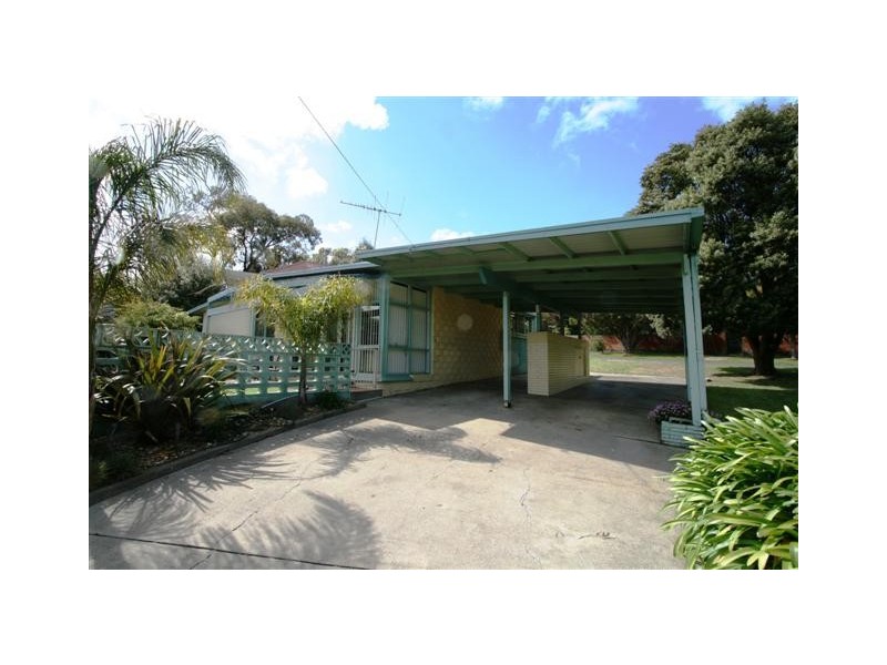 23 Justice Road, Cowes VIC 3922