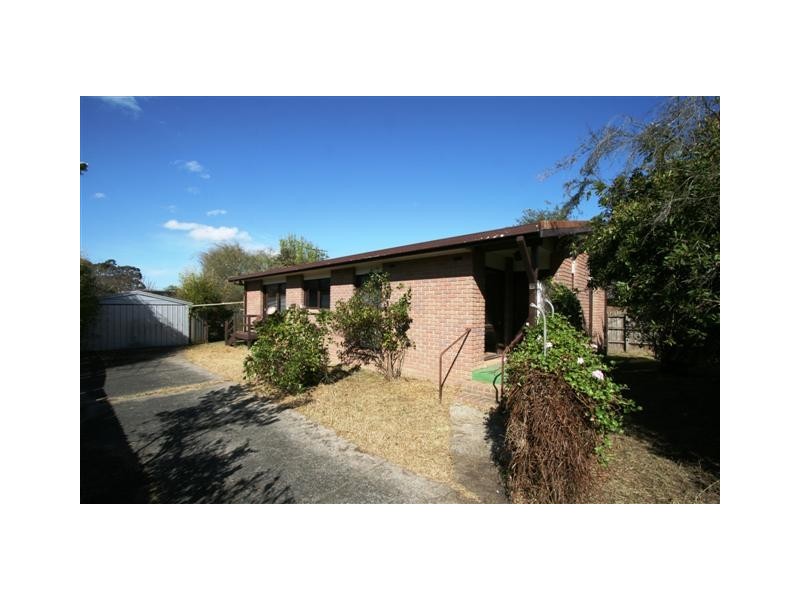 35 Birdwood Avenue, Cowes VIC 3922