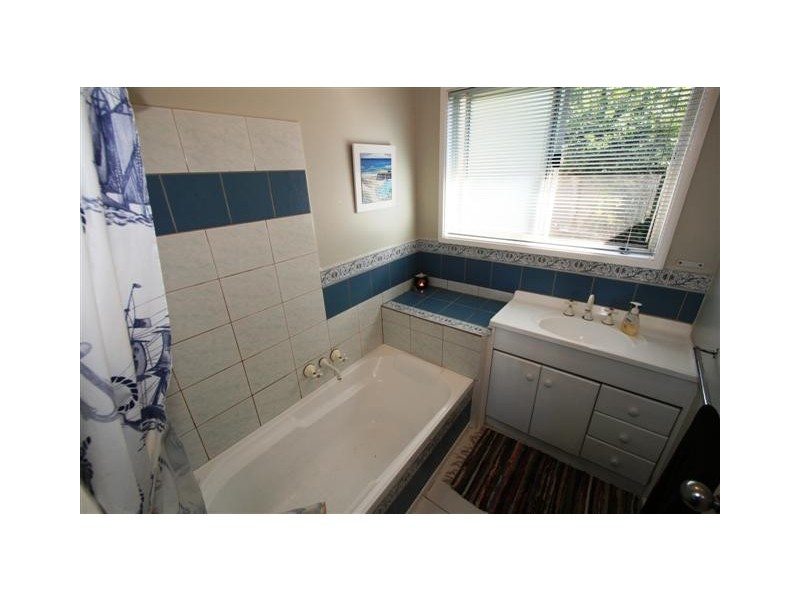 11 Happy Valley Drive, Sunset Strip VIC 3922