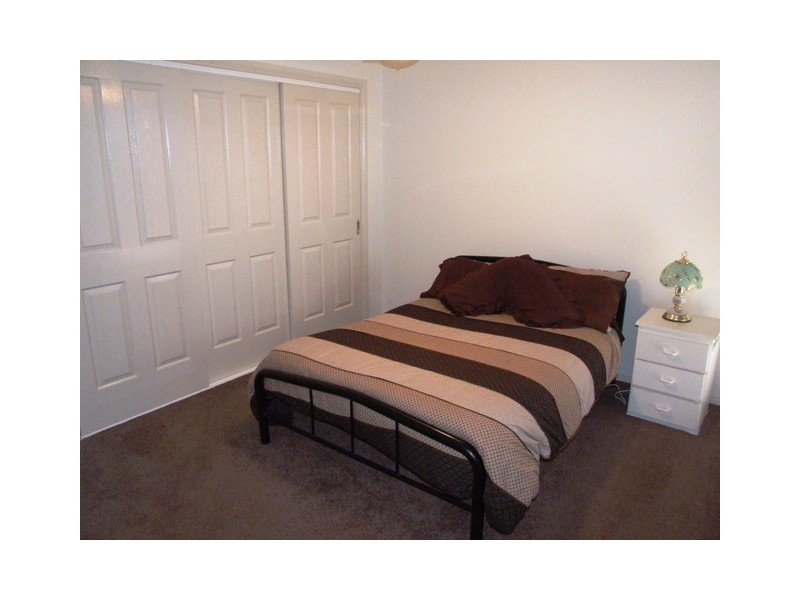 1 Kingfisher Way, Cowes VIC 3922