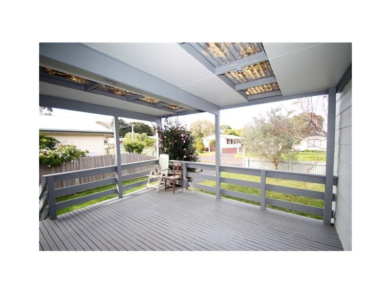 100 Scenic Drive, Cowes VIC 3922