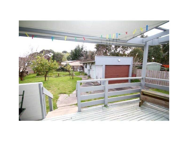 100 Scenic Drive, Cowes VIC 3922