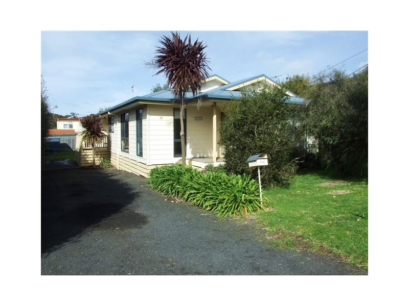 37 Broadwater Avenue, Cape Woolamai VIC 3925