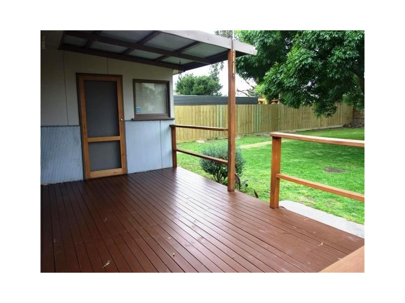 1 Broadwater Avenue, Cape Woolamai VIC 3925