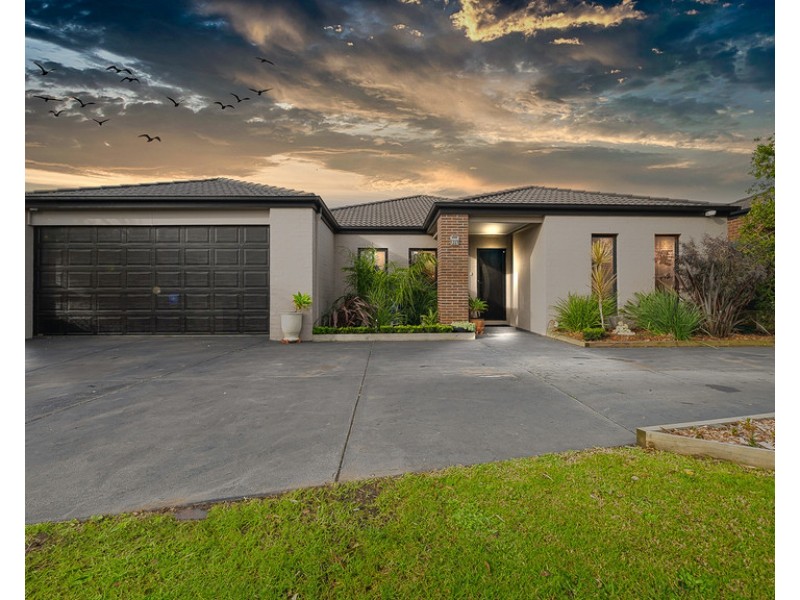 23 Norman Drive, Cowes VIC 3922