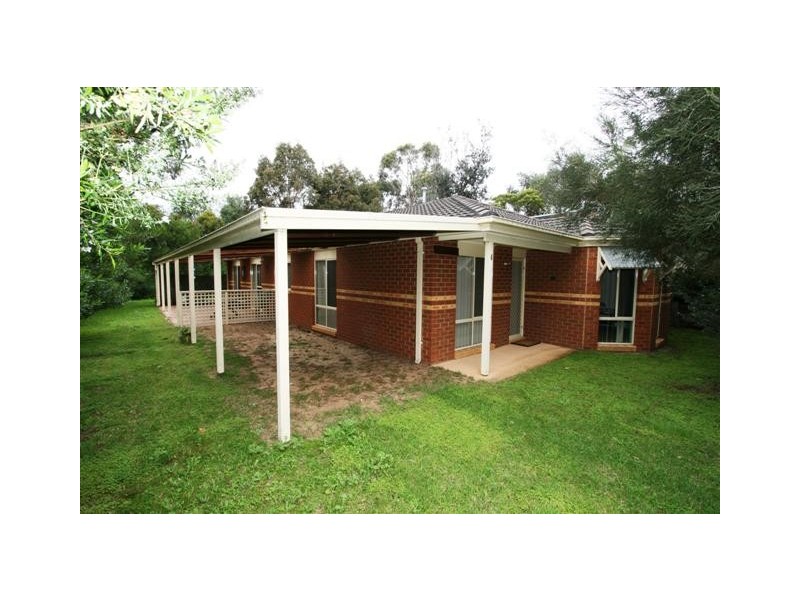 4 Collins Street, Cowes VIC 3922