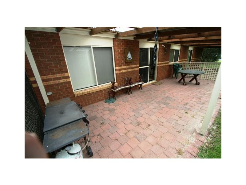 4 Collins Street, Cowes VIC 3922