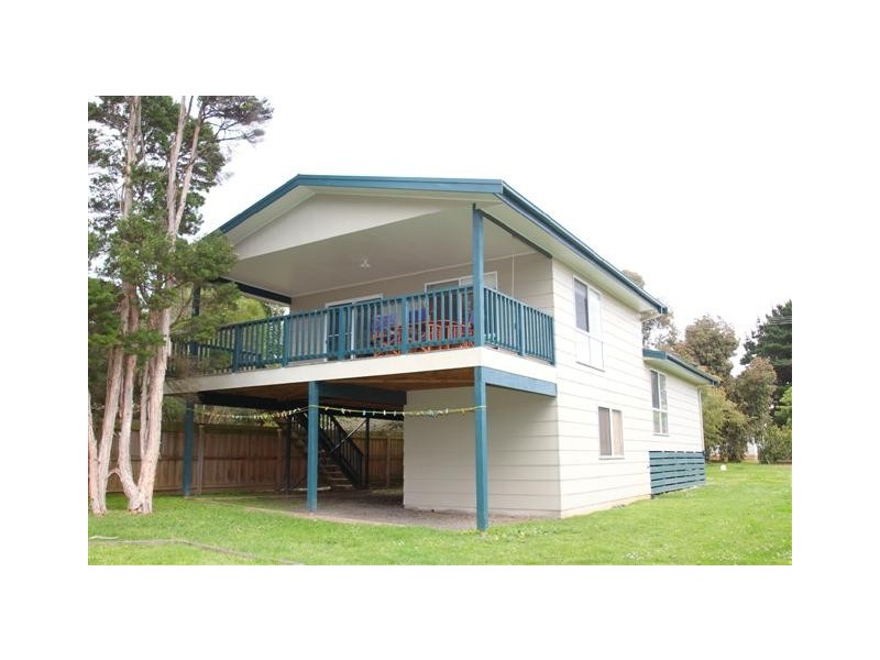 30 Teddy Bear Lane, Cowes VIC 3922