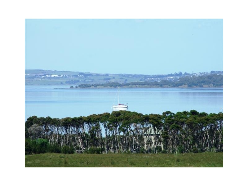87 Rhyll-Newhaven Road, Rhyll VIC 3923