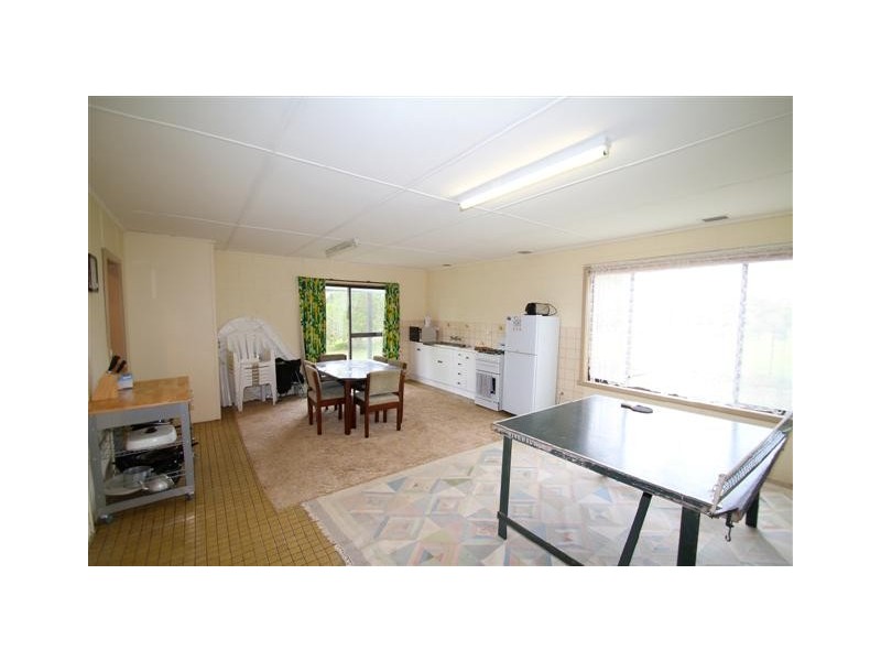 37 Rose Avenue, Cowes VIC 3922