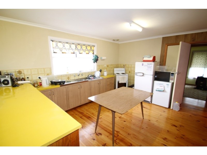 37 Rose Avenue, Cowes VIC 3922